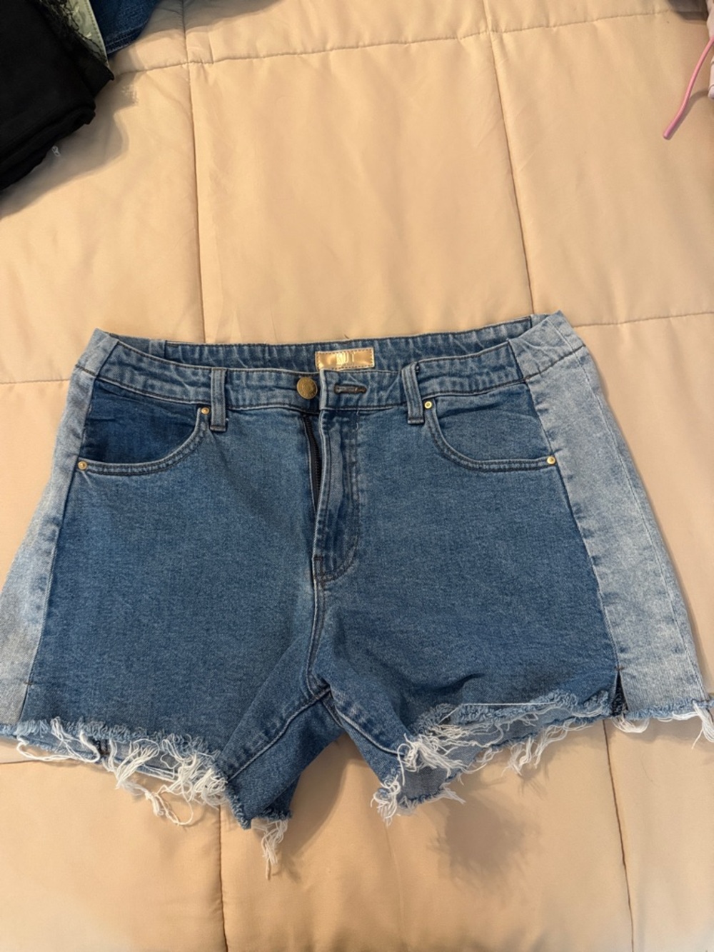 Two-Tone Denim Frayed Hem Women’s Shorts